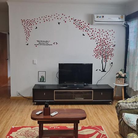 Loverly 3 Bedroom Rental Pool Outdoor Area Upper Сува Екстер'єр фото