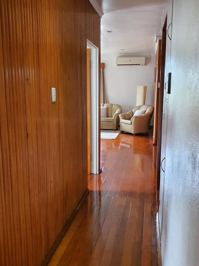 Loverly 3 Bedroom Rental Pool Outdoor Area Upper Сува Екстер'єр фото