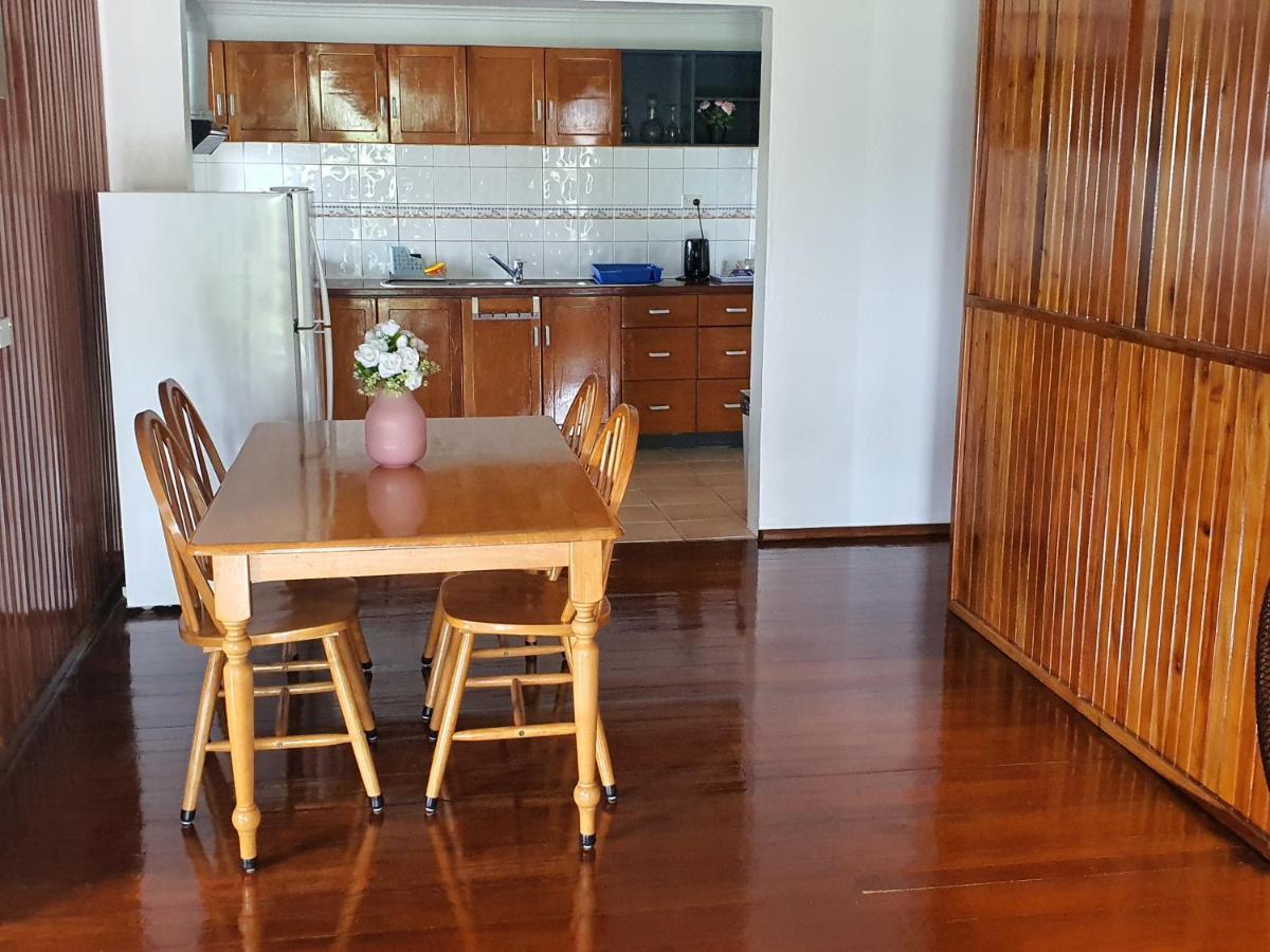 Loverly 3 Bedroom Rental Pool Outdoor Area Upper Сува Екстер'єр фото