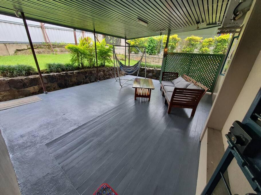 Loverly 3 Bedroom Rental Pool Outdoor Area Upper Сува Екстер'єр фото