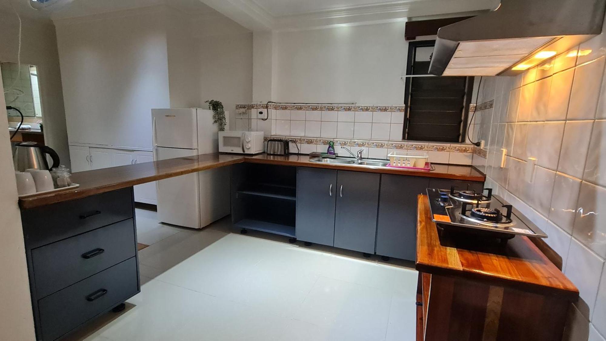 Loverly 3 Bedroom Rental Pool Outdoor Area Upper Сува Екстер'єр фото